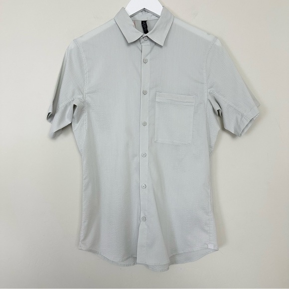 Lululemon Seersucker Button Front Short Sleeve Shirt Light Gray - Picture 1 of 9